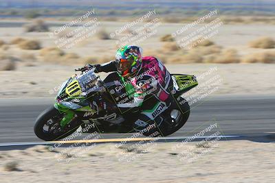 media/Jan-10-2025-CVMA Friday Practice (Fri) [[489e0da257]]/Group 4 and Trackday/Session 2 (Turn 4 Inside)/